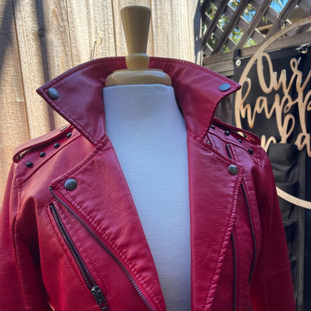Red Leather Women's Jacket - Picture 5 of 10